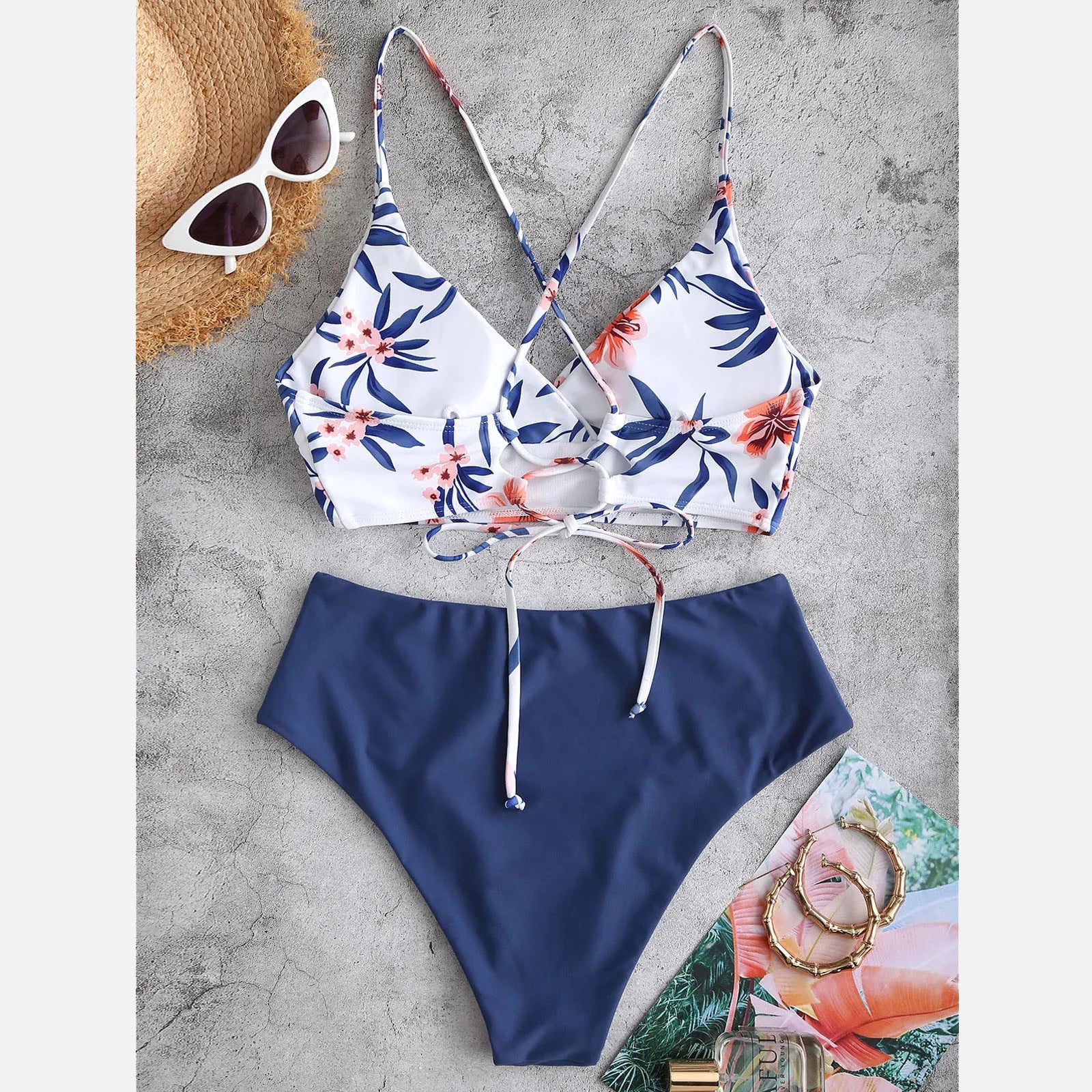 Conjuntos de bikini estampados con flores